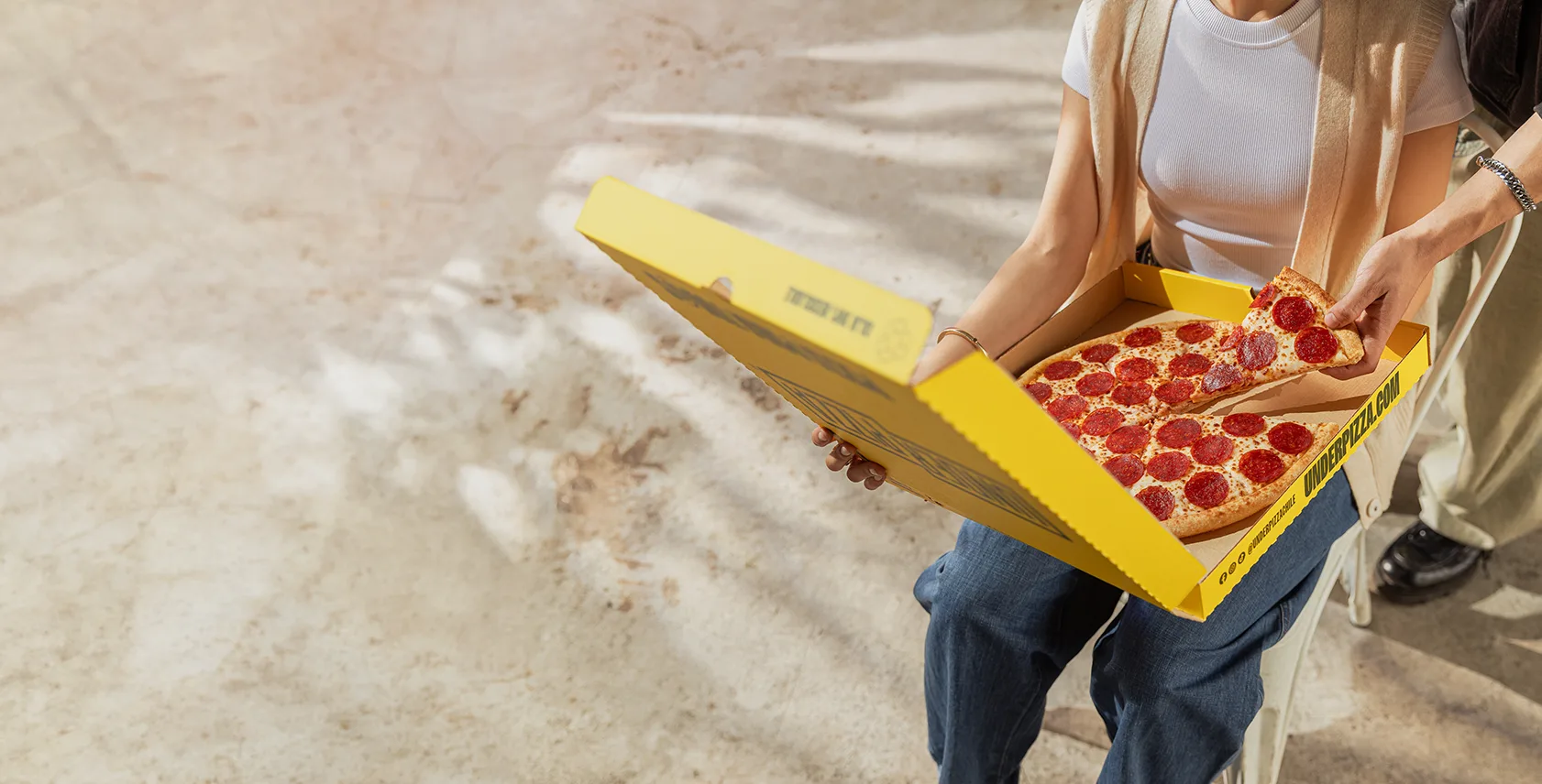 Escríbenos, queremos escucharte - UNDERPIZZA